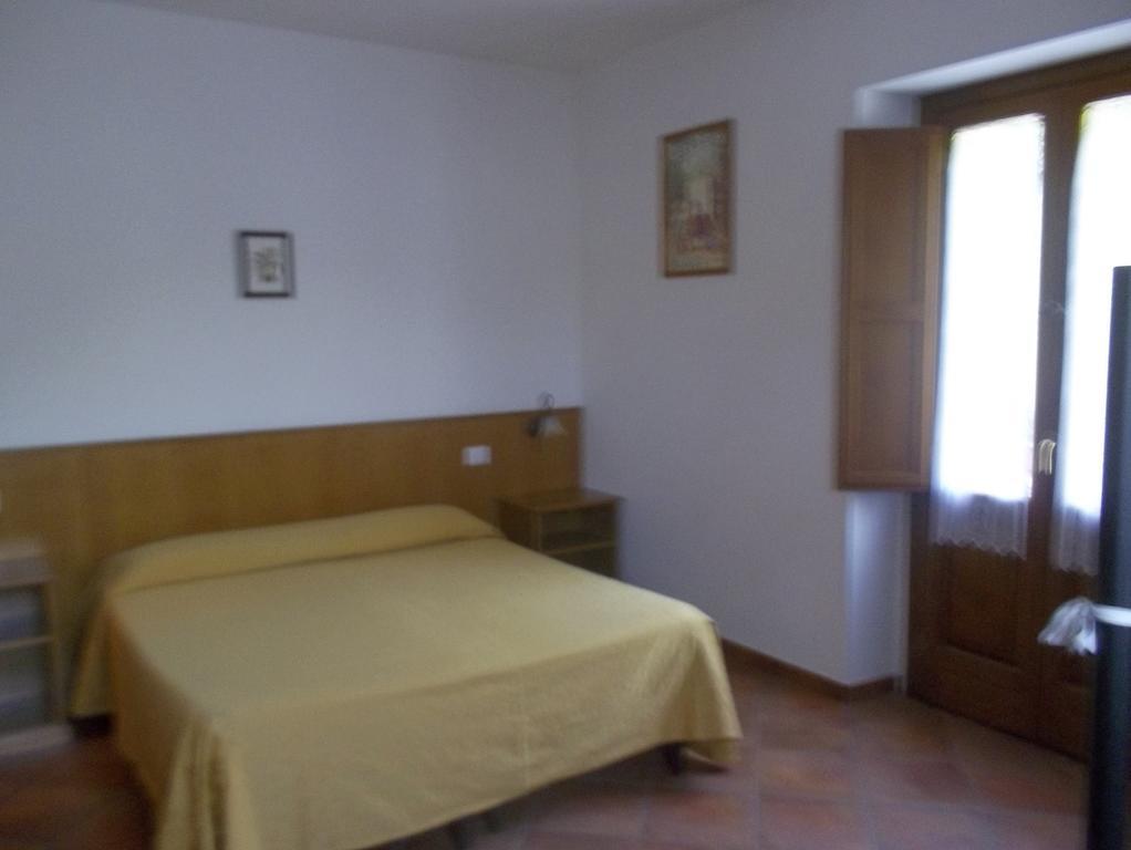 Bed and Breakfast Le Antiche Torri Pescasseroli Habitación foto